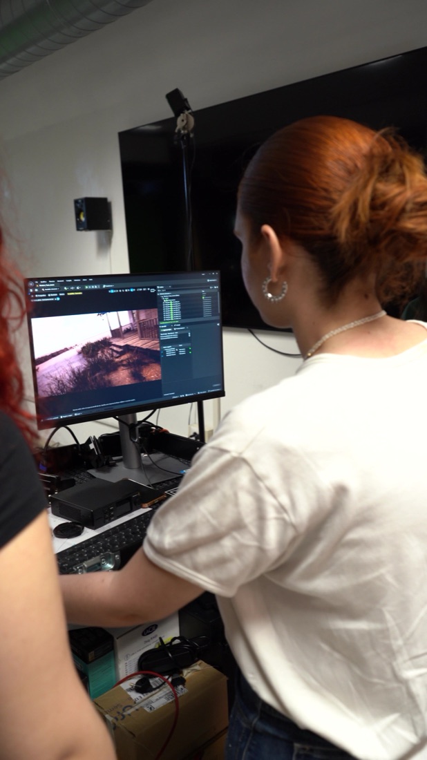 Studenti DAM al lavoro sul set virtuale