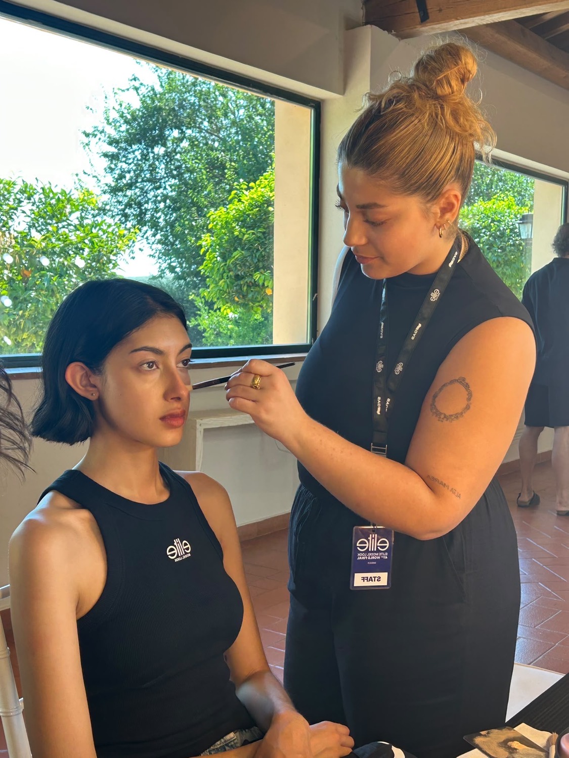 Sessione di make-up in accademia